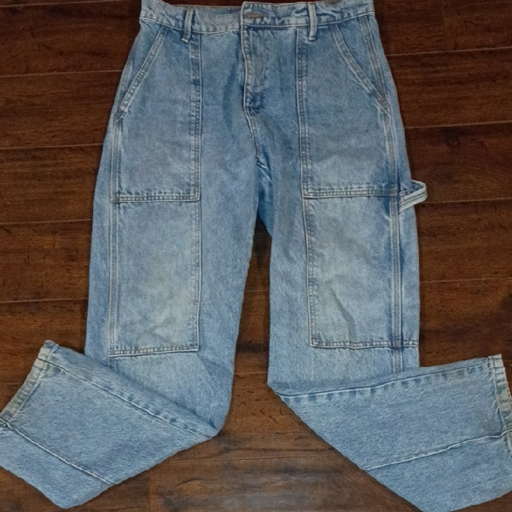 Zara High Wasted Cargo Jeans